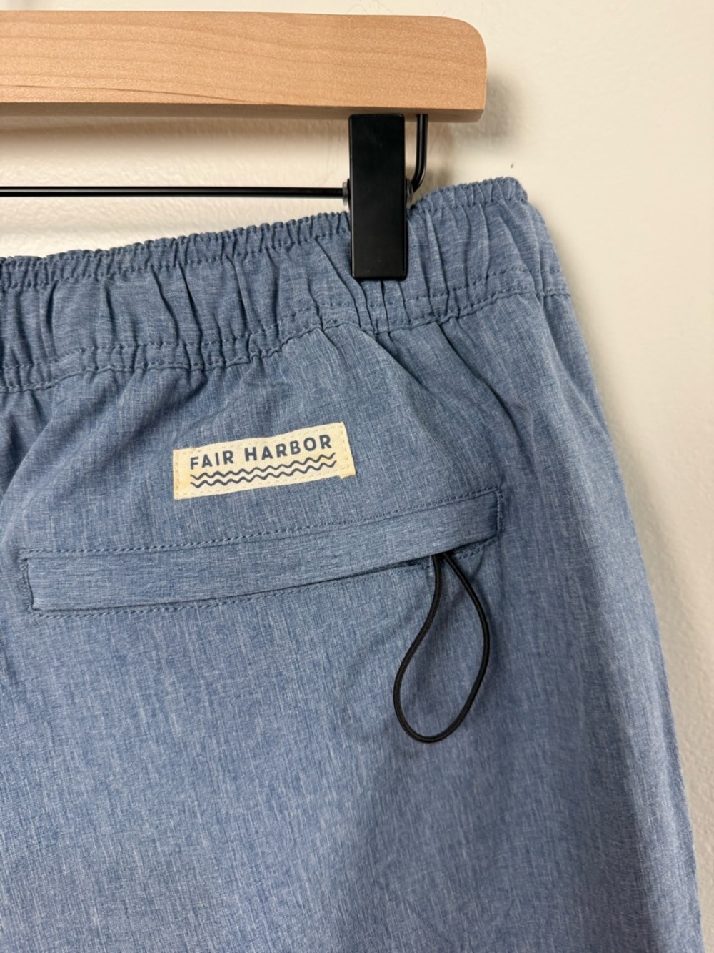 Fair Harbor Men's Blue Drawstring 8" Swim Trunk Shorts Stretch Liner L Beach - Picture 4 of 6